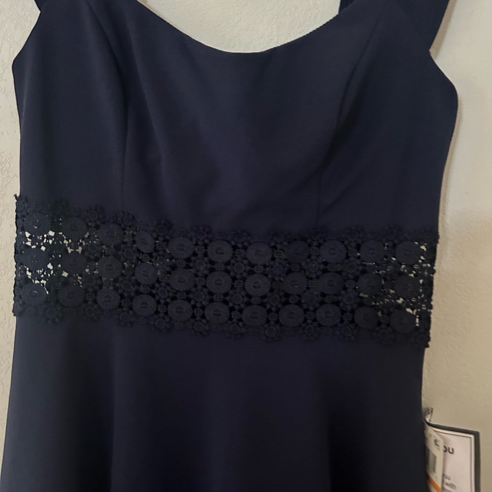 Elegant navy blue lace dress - Picture 5 of 7